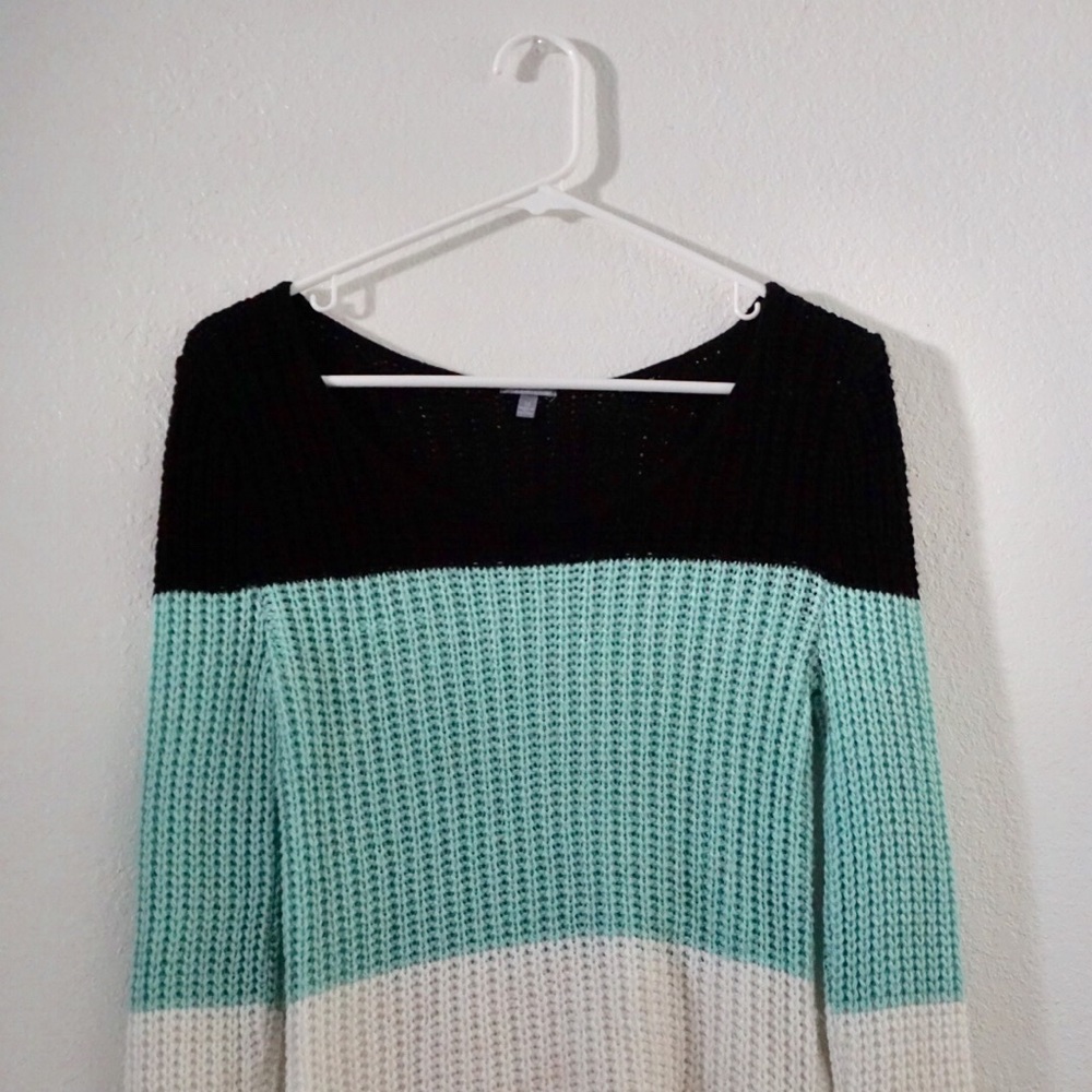 Tri-Color Crewneck Knit Sweater
